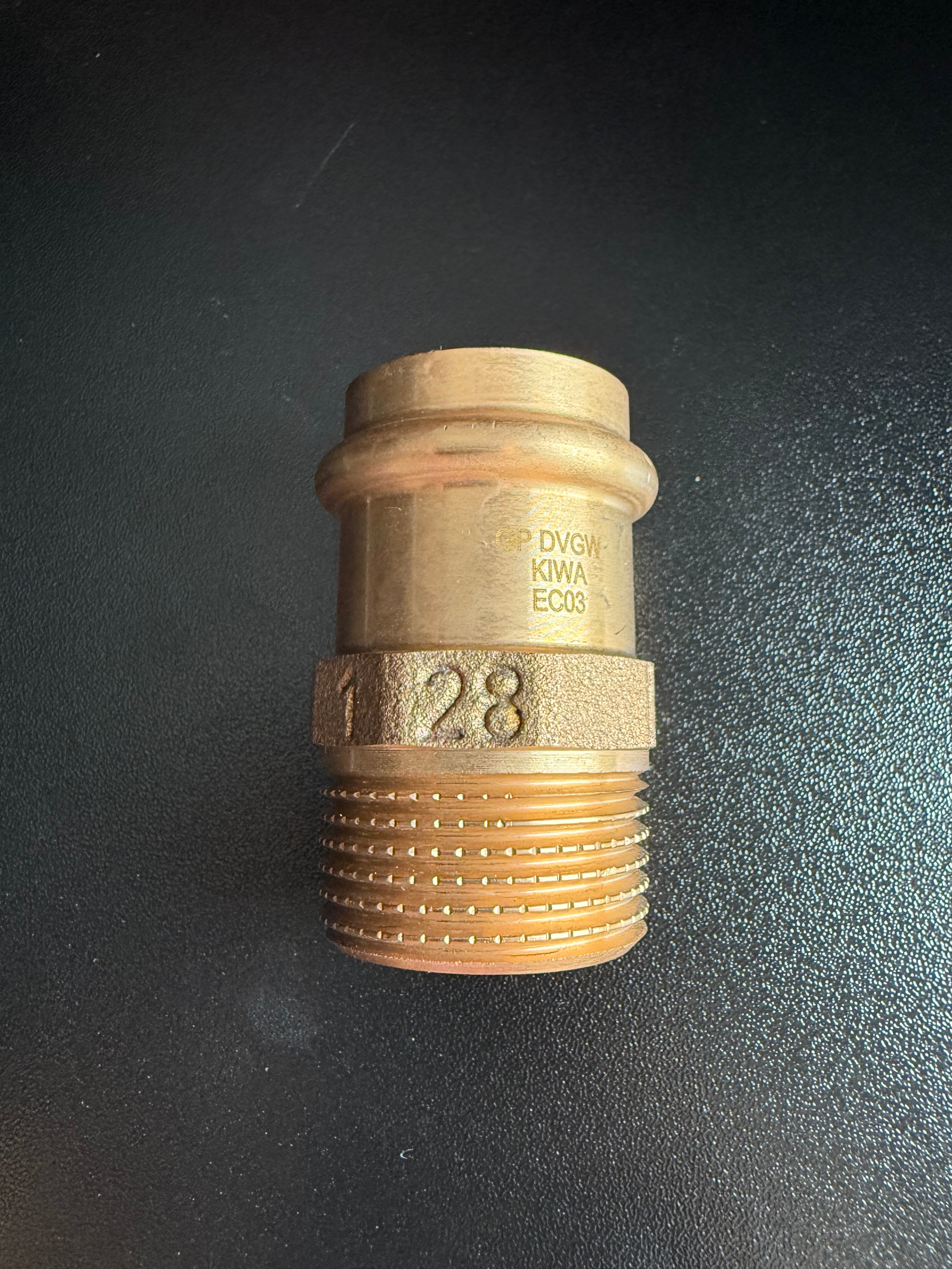 Messing Übergang 1″ AG × 28 mm